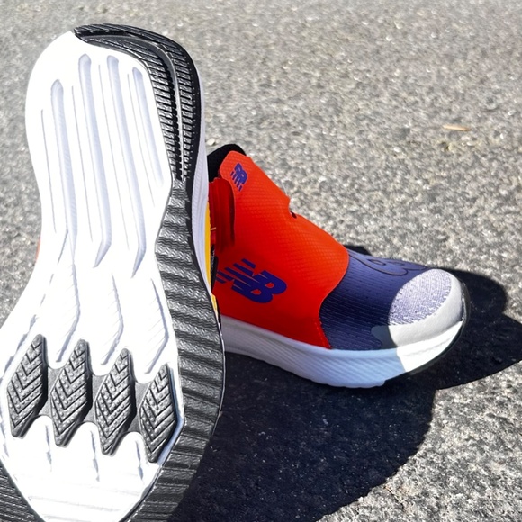 New Balance Boys shoes Size 10.5 BOA - Picture 3 of 3